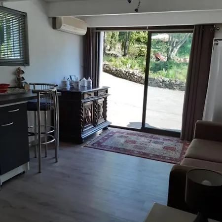 Appartement Independent Studio In Private Garden Fréjus