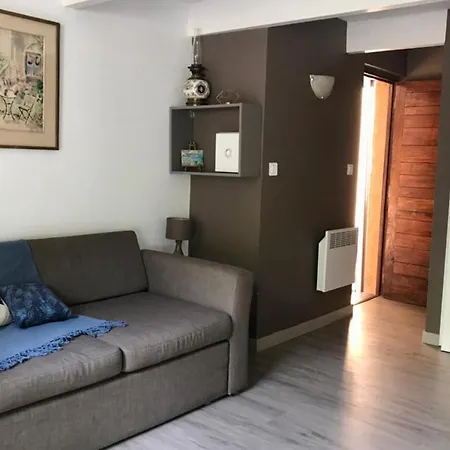 Independent Studio In Private Garden *